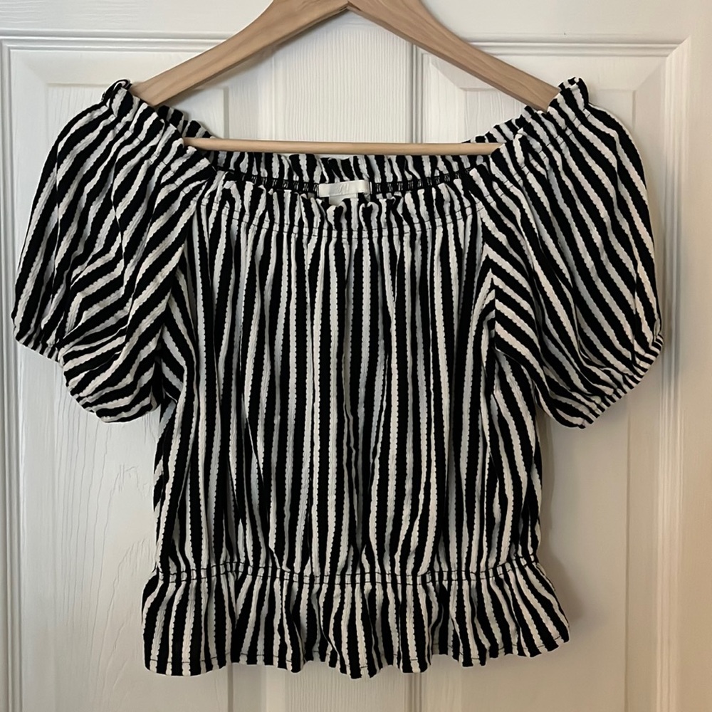 Cute H&M Blouse